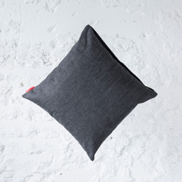 希少 極美品✤ ヒューマンメイド ウールクッション グレー ブラック 4549509534938_03.jpg